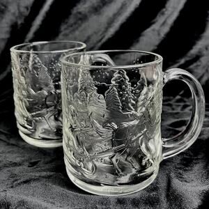 VTG Luminarc USA Clear Glass Mug Horse Drawn Sleigh Ride Snow Trees Set of 2